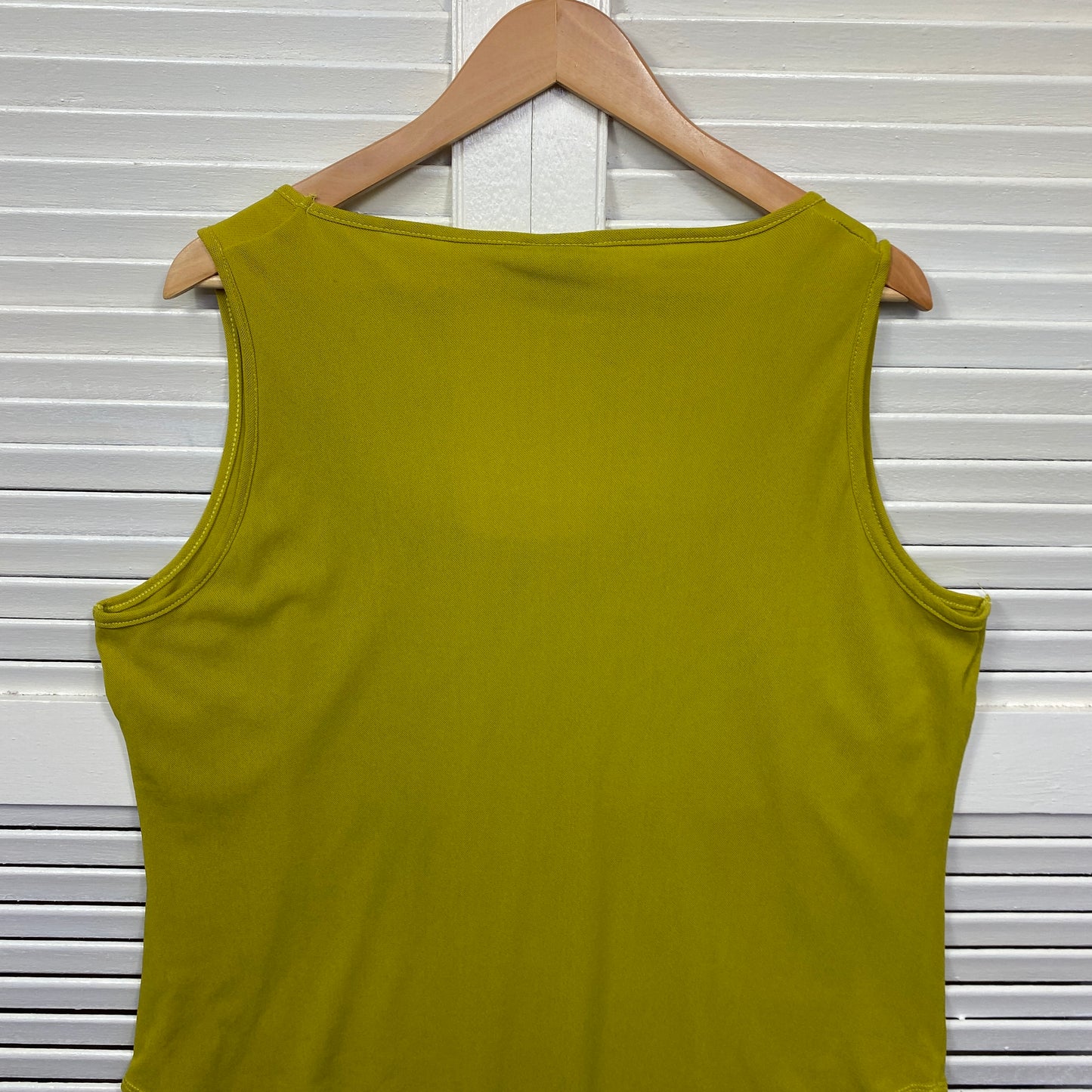 Taking Shape Top Layer Size 16 18 Medium Plus Sleeveless