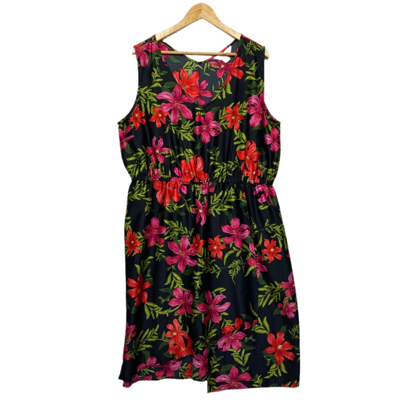 beme Dress Size 18 Plus Black Floral Sleeveless Knee Length