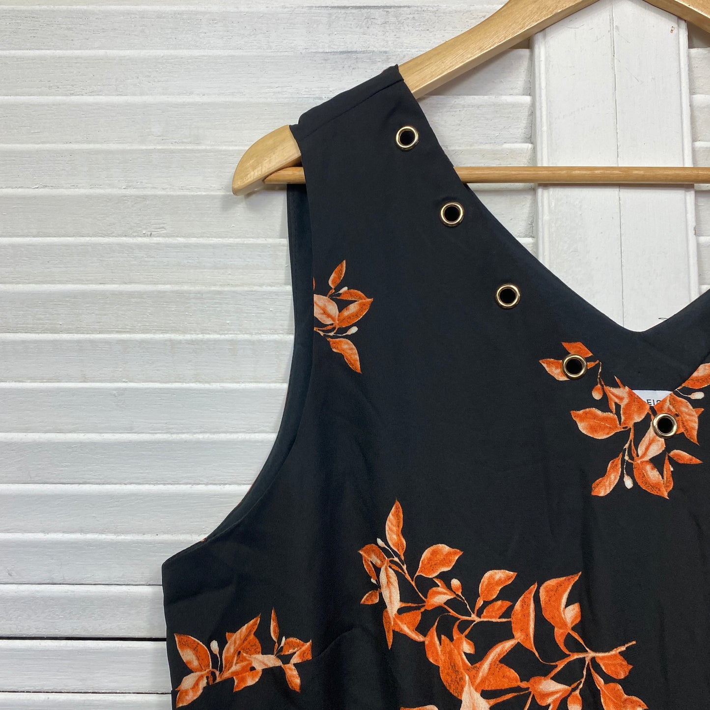 Table Eight Dress Size 16 Black Floral Sleeveless Cocktail