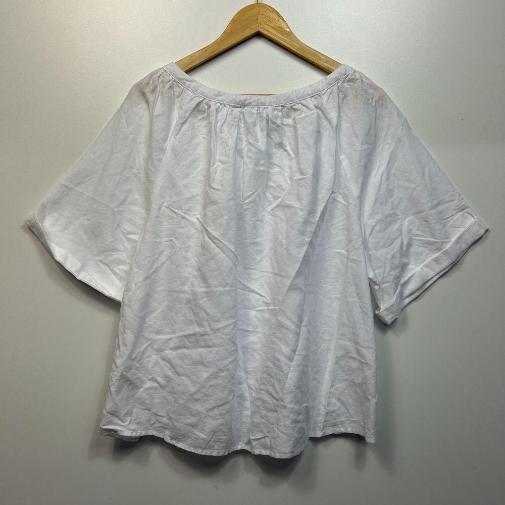Suzanne Grae Linen White Linen Top - Size 18