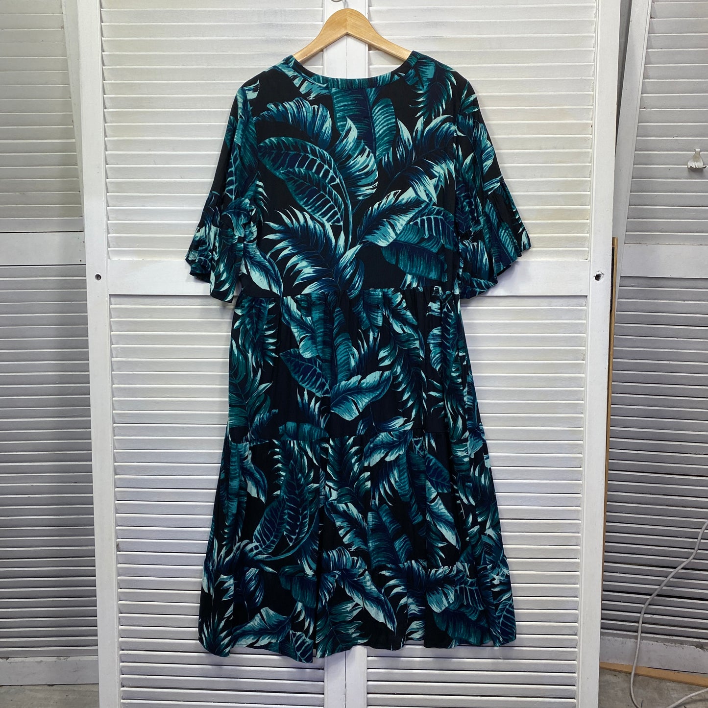 Millers Dress Size 14 Green Floral Leaf Print Pockets