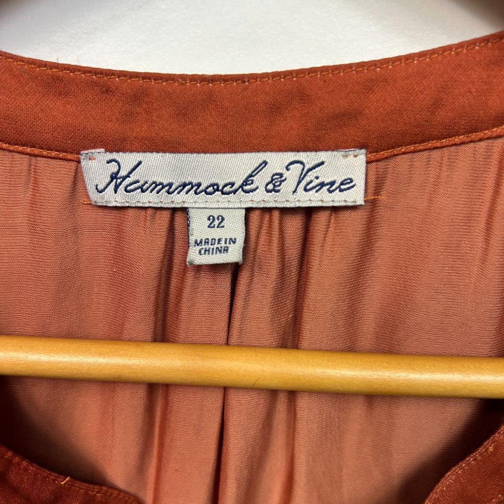 Hammock & Vine Rust Top - Size 22