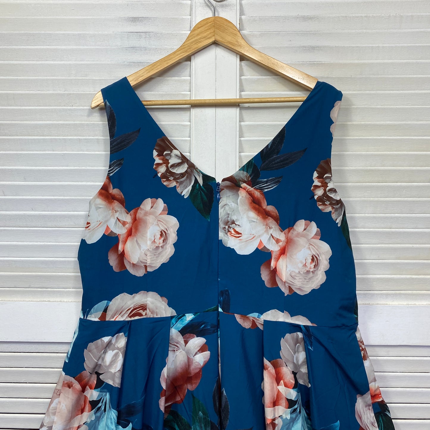 City Chic Dress Size 18 Plus Medium Floral Fit & Flare Cocktail