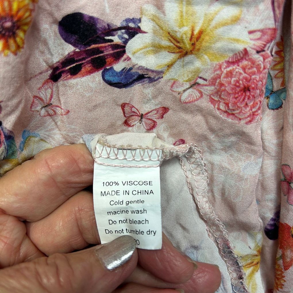 Curvaceous Pink Floral Butterflies Kimono - Size 22/24