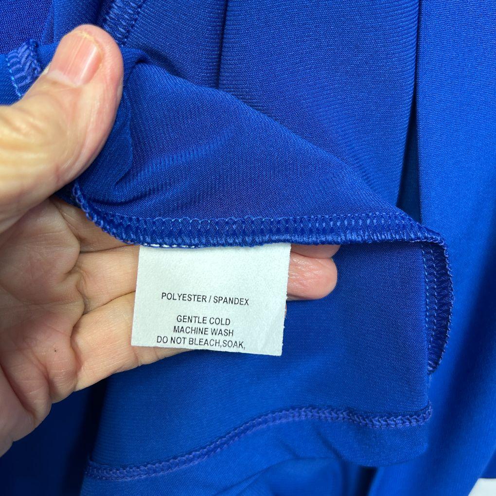 Philosophy Blue Two Piece Set - Size 18