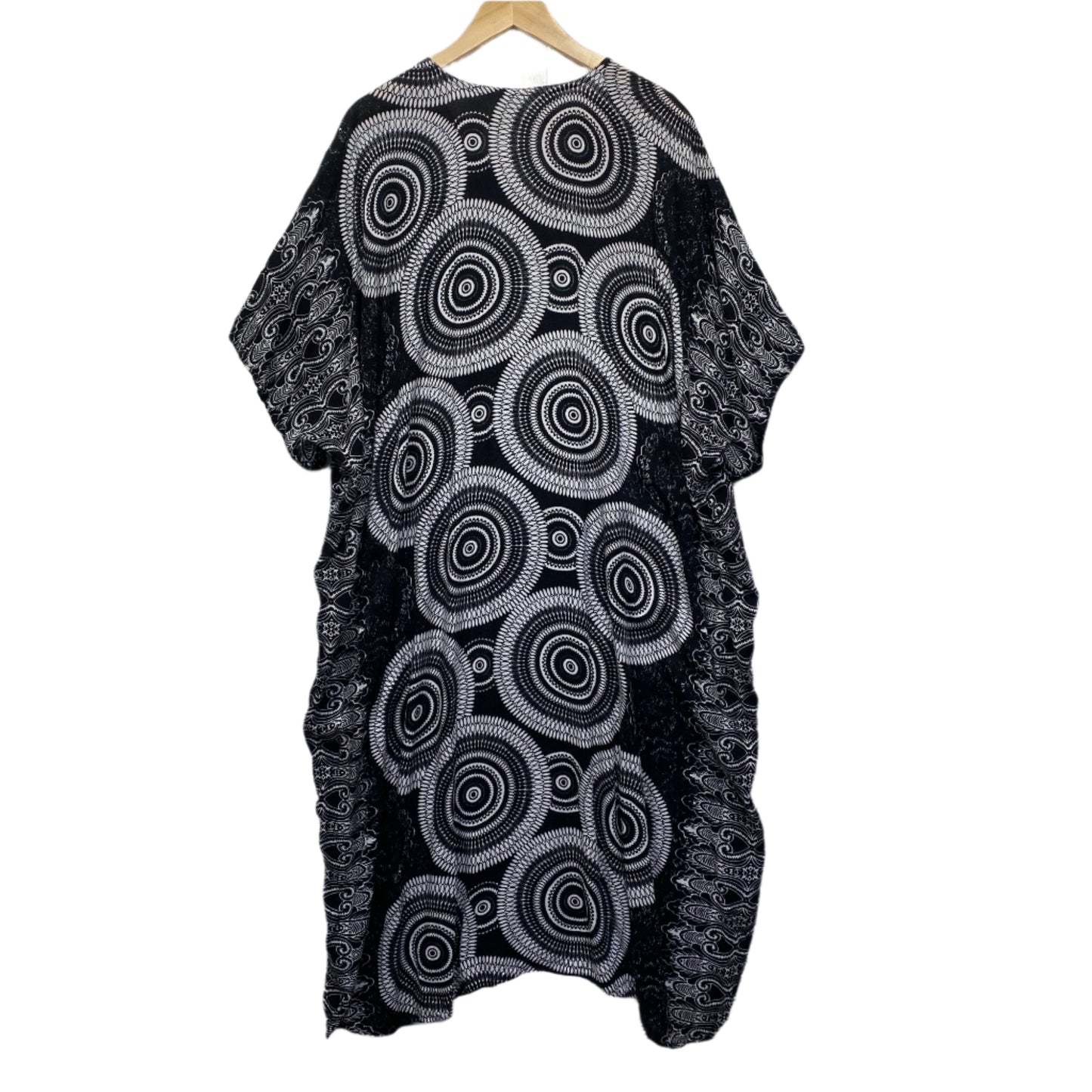 Sundrenched Kathan Dress One Size 14 16 Black Shite Long Length