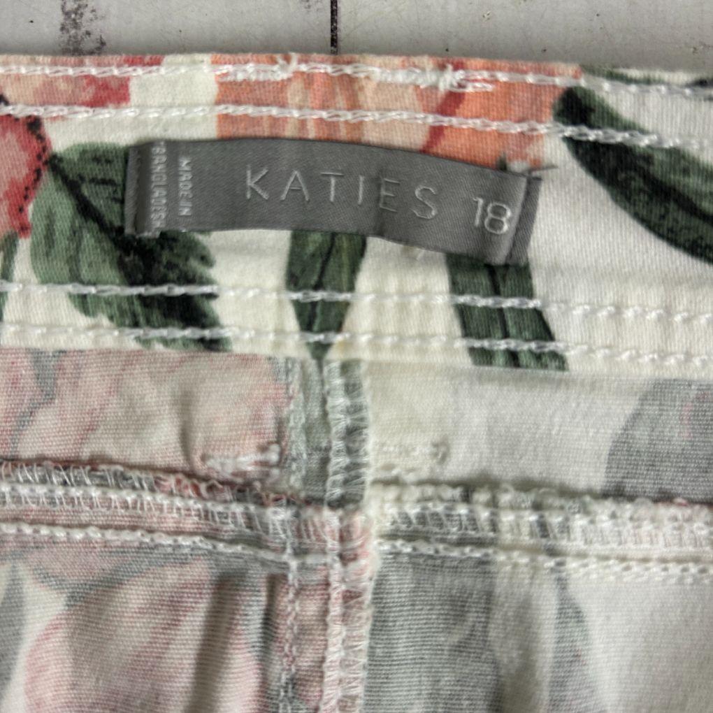 Katies White Floral Cotton Skirt - Size 18