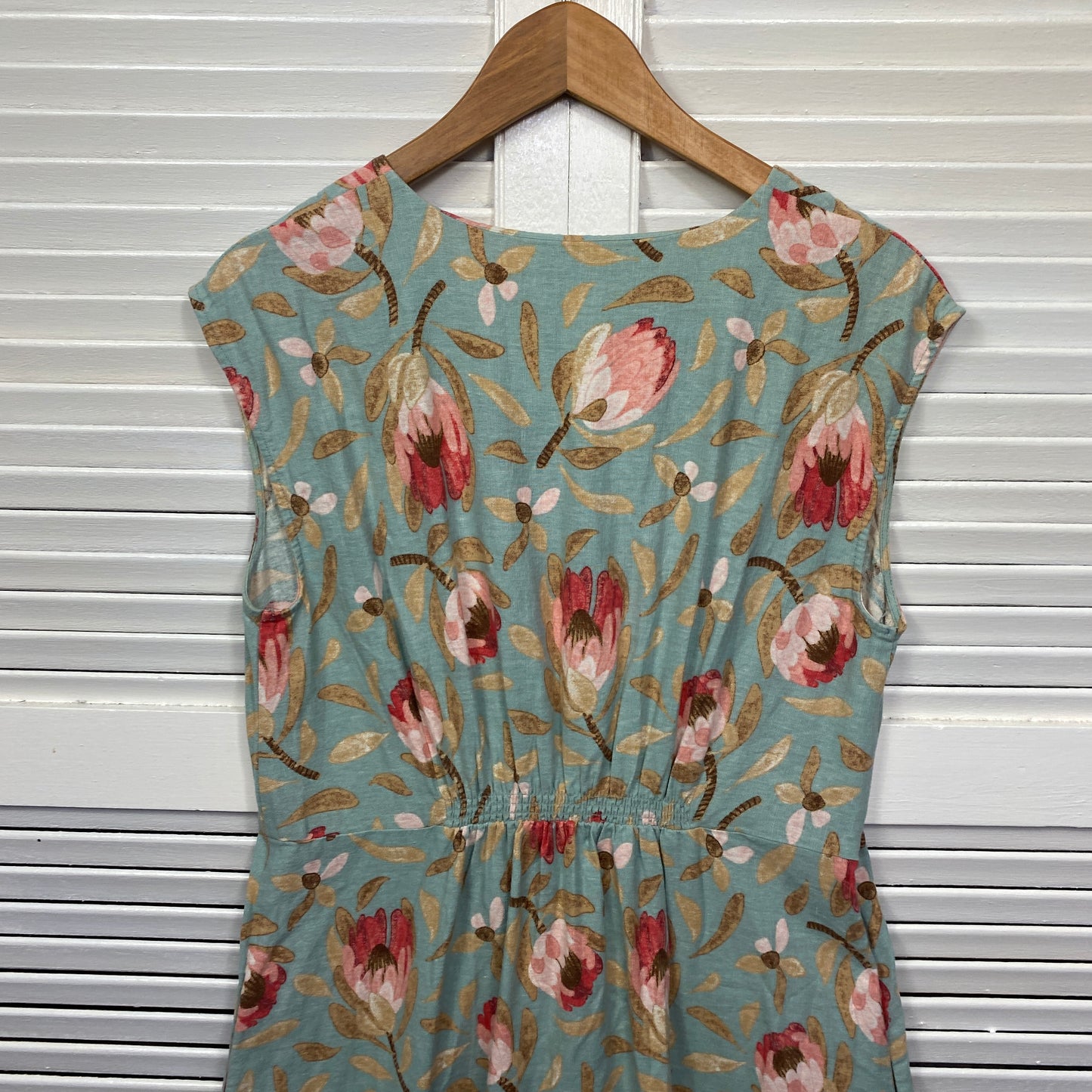 Regatta Linen Dress Size 14 Sleeveless Floral Pockets