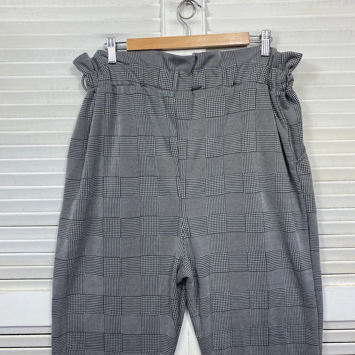 Boohoo Pants Size 18 Grey Check Pockets Paperbag Office