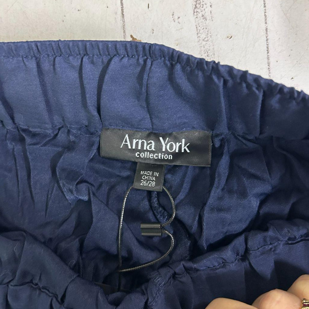Arna York Navy Cargo Pants - Size 26-28