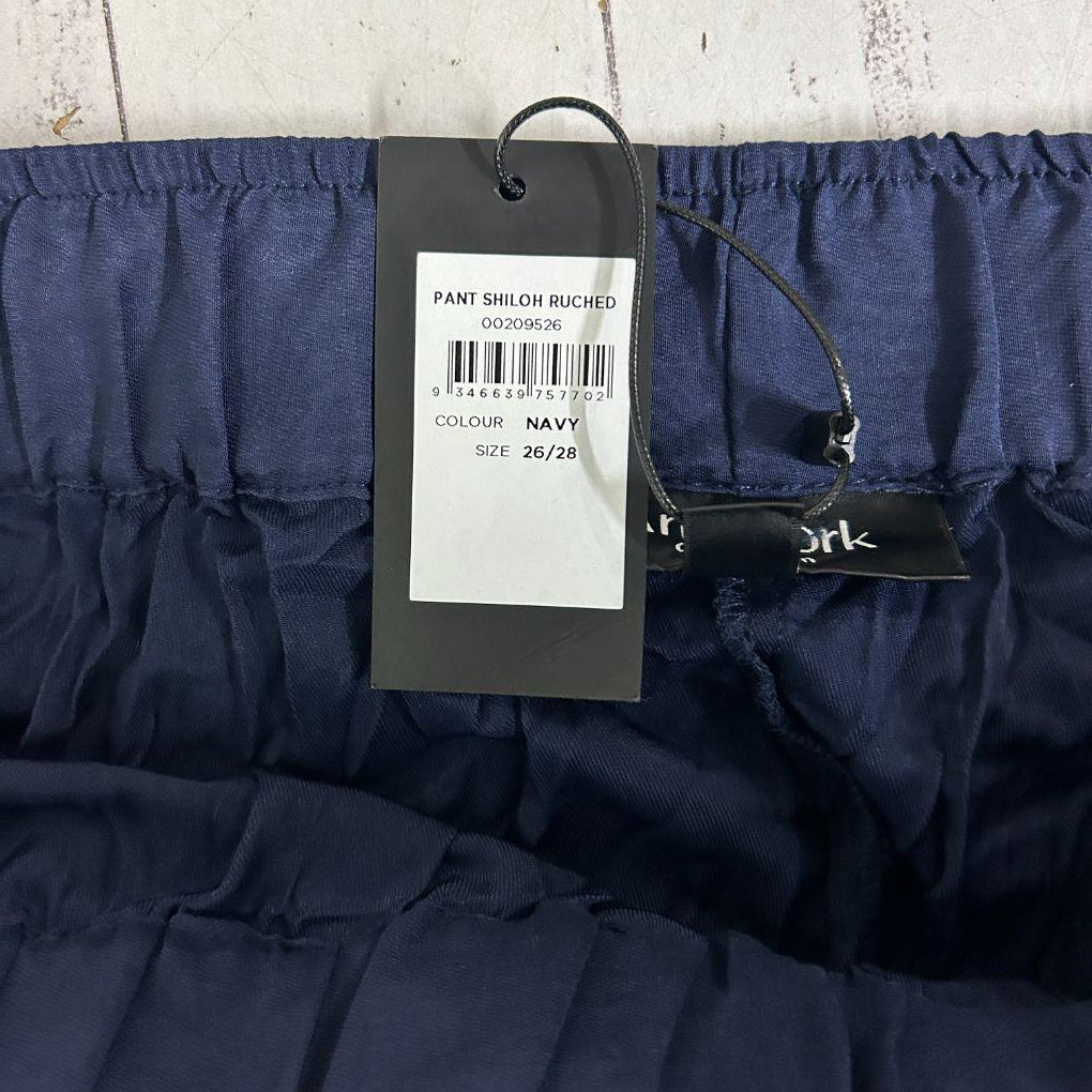 Arna York Navy Cargo Pants - Size 26-28