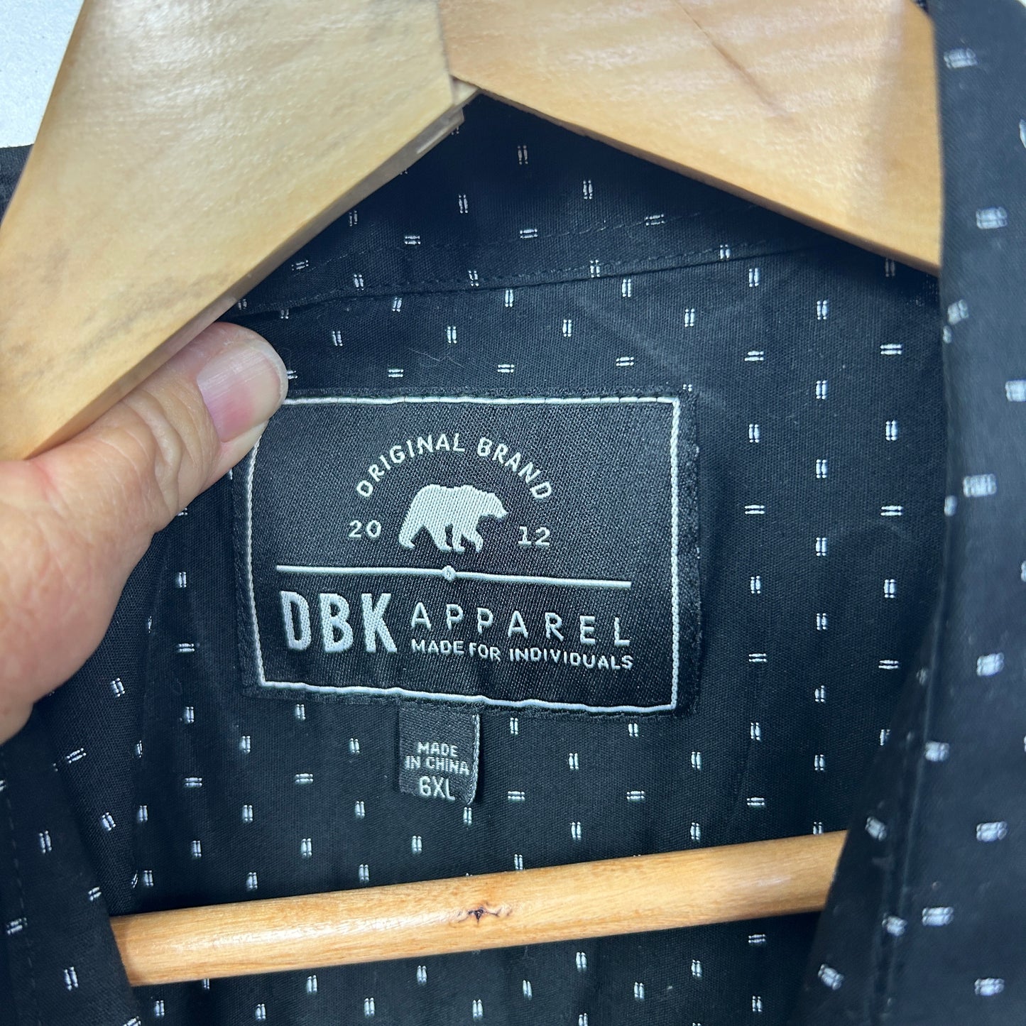 DBK Apparel Black Polka Dot Short Sleeve Shirt - Size 6XL