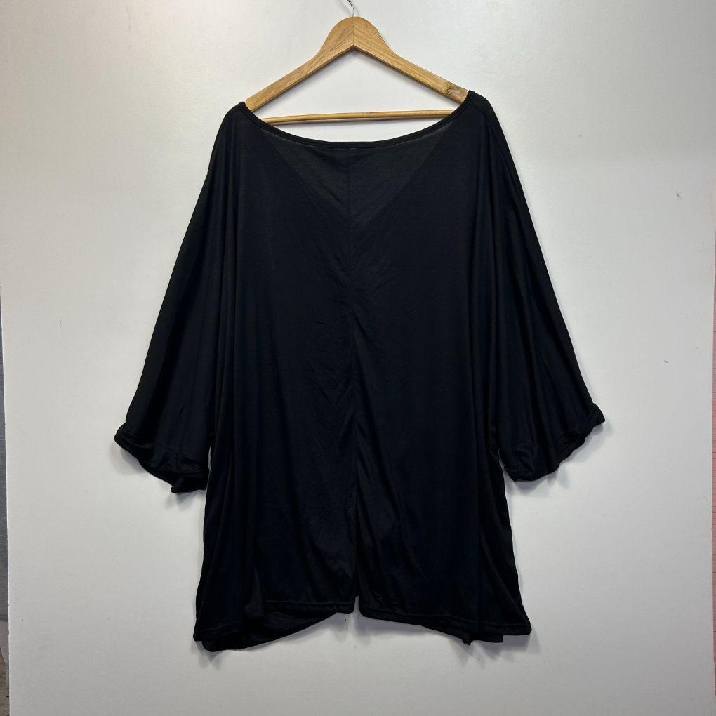 BloomChic Black Top - Size 30-32