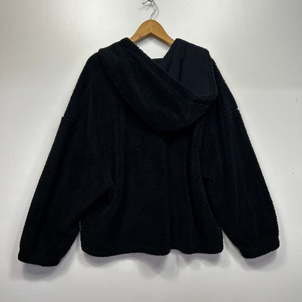 The Mad Hueys Black Sherpa Teddy Hoodie - Mens Size XL / Womens 16/18