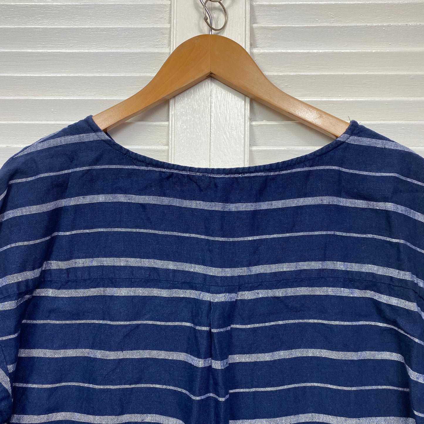 W Lane Linen Top Size 14 Navy Short Sleeve Striped