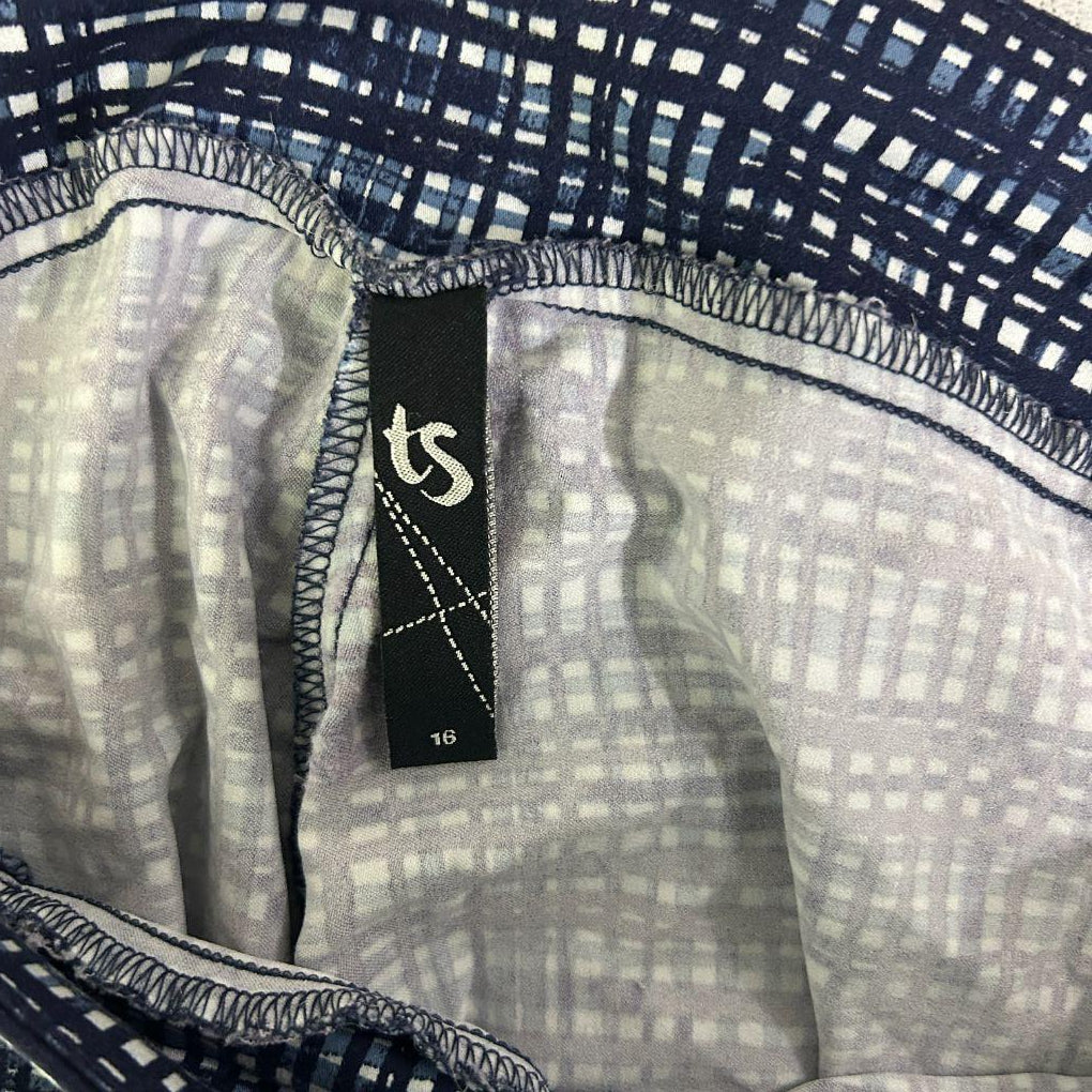 Taking Shape Navy Crosshatch Print Pants - Size 16