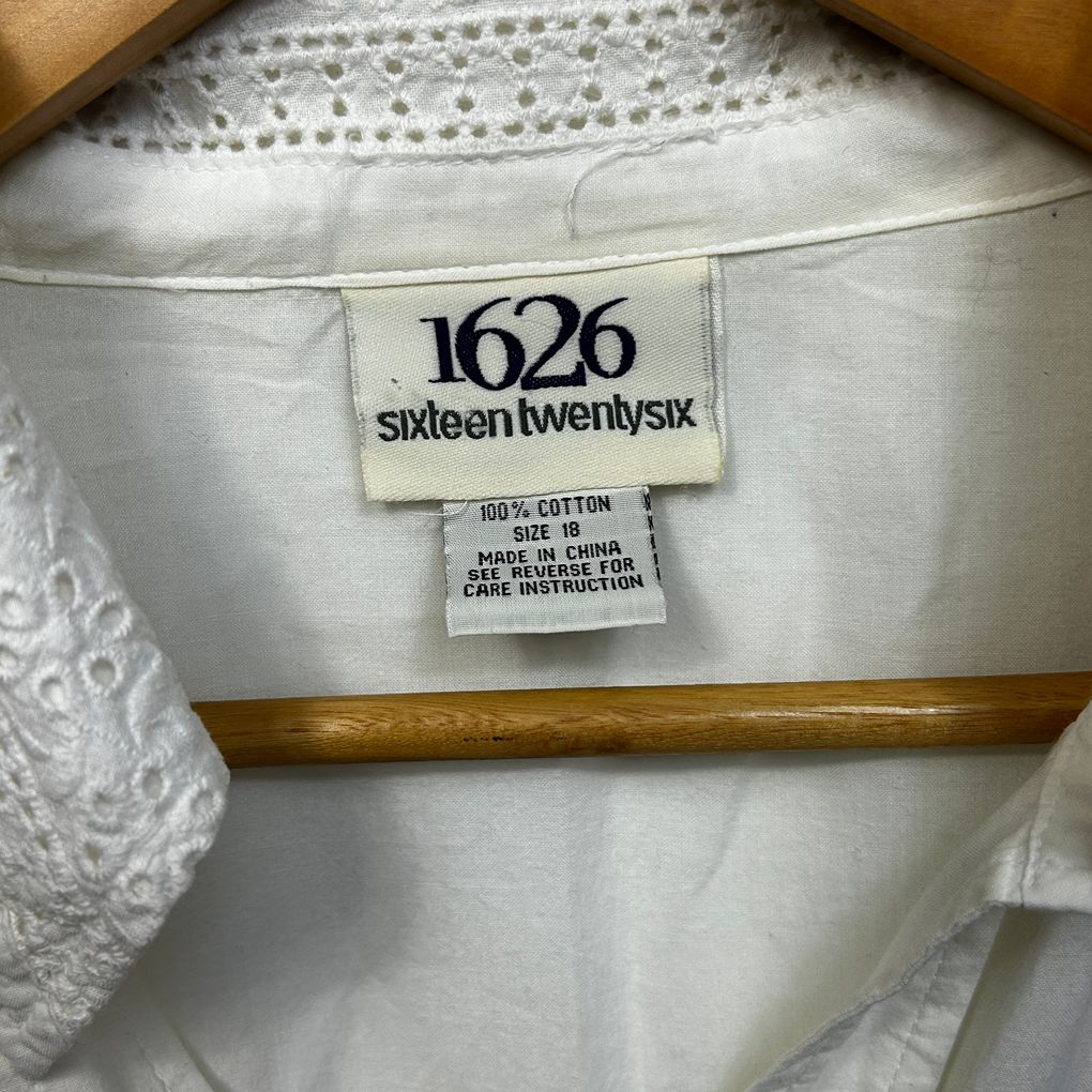 1626 White Cotton Broderie Shirt - Size 18