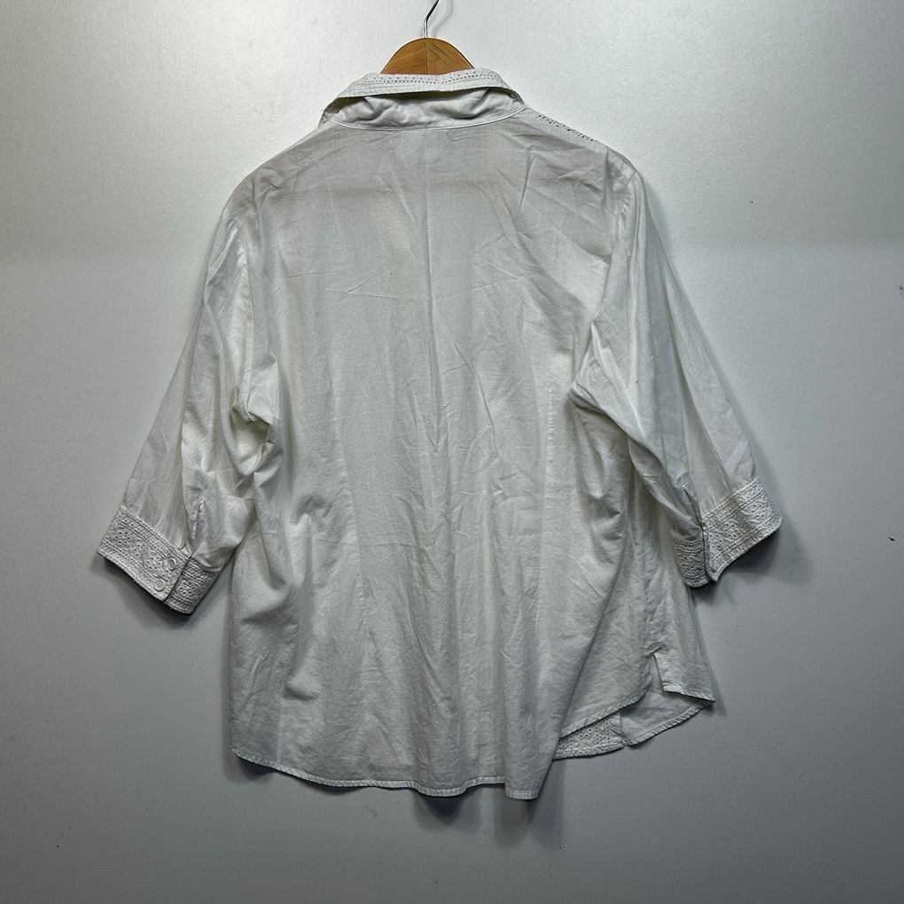 1626 White Cotton Broderie Shirt - Size 18