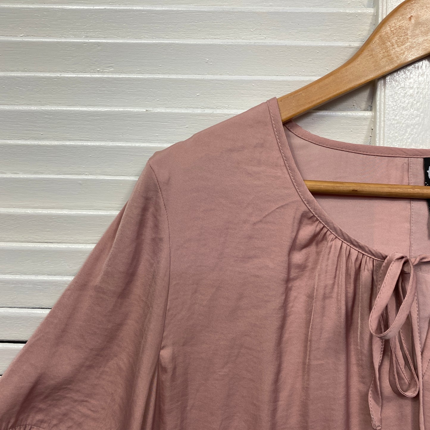 Taking Shape Top Size 16 Dusty Pink Short Sleeve Pleated