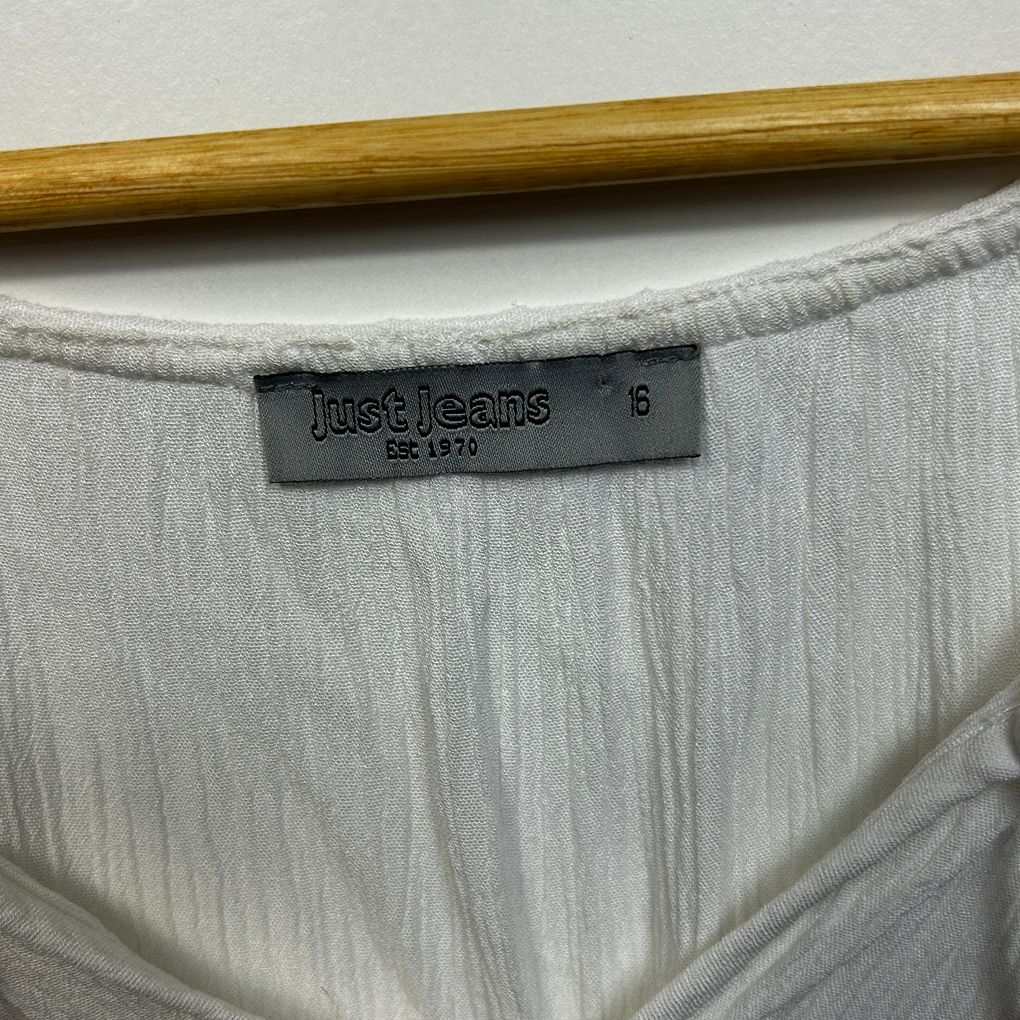 Just Jeans White Embroidered Boho Top - Size 16