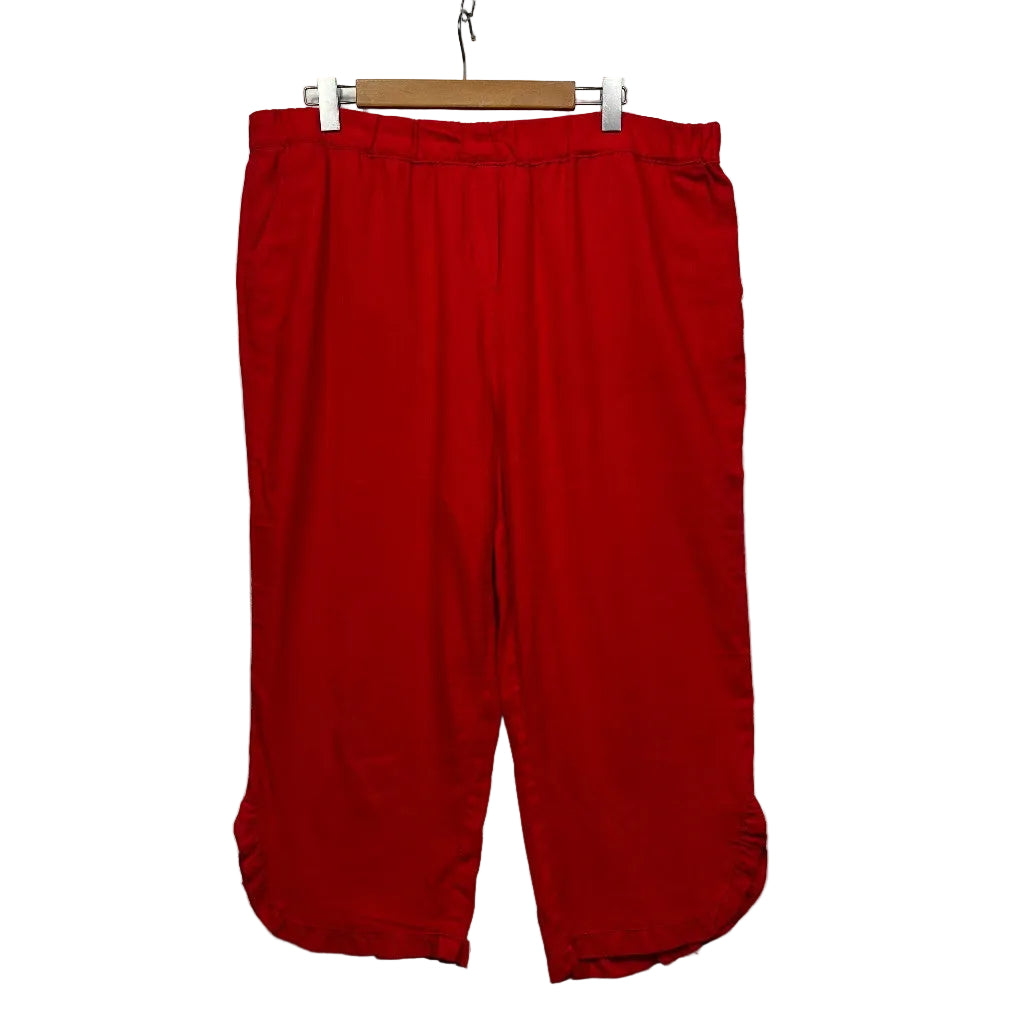 Millers Red Capri Pants - Size 18