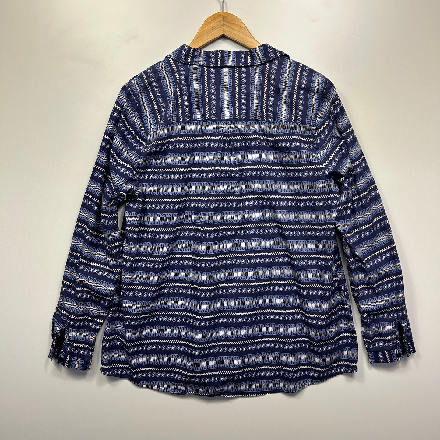 Regatta Top Size 18 Blue Button Up Long Sleeve 100% Cotton