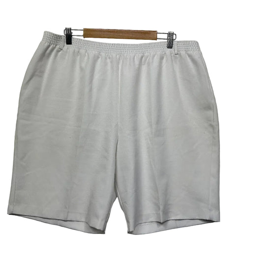 Millers White Shorts - Size 20