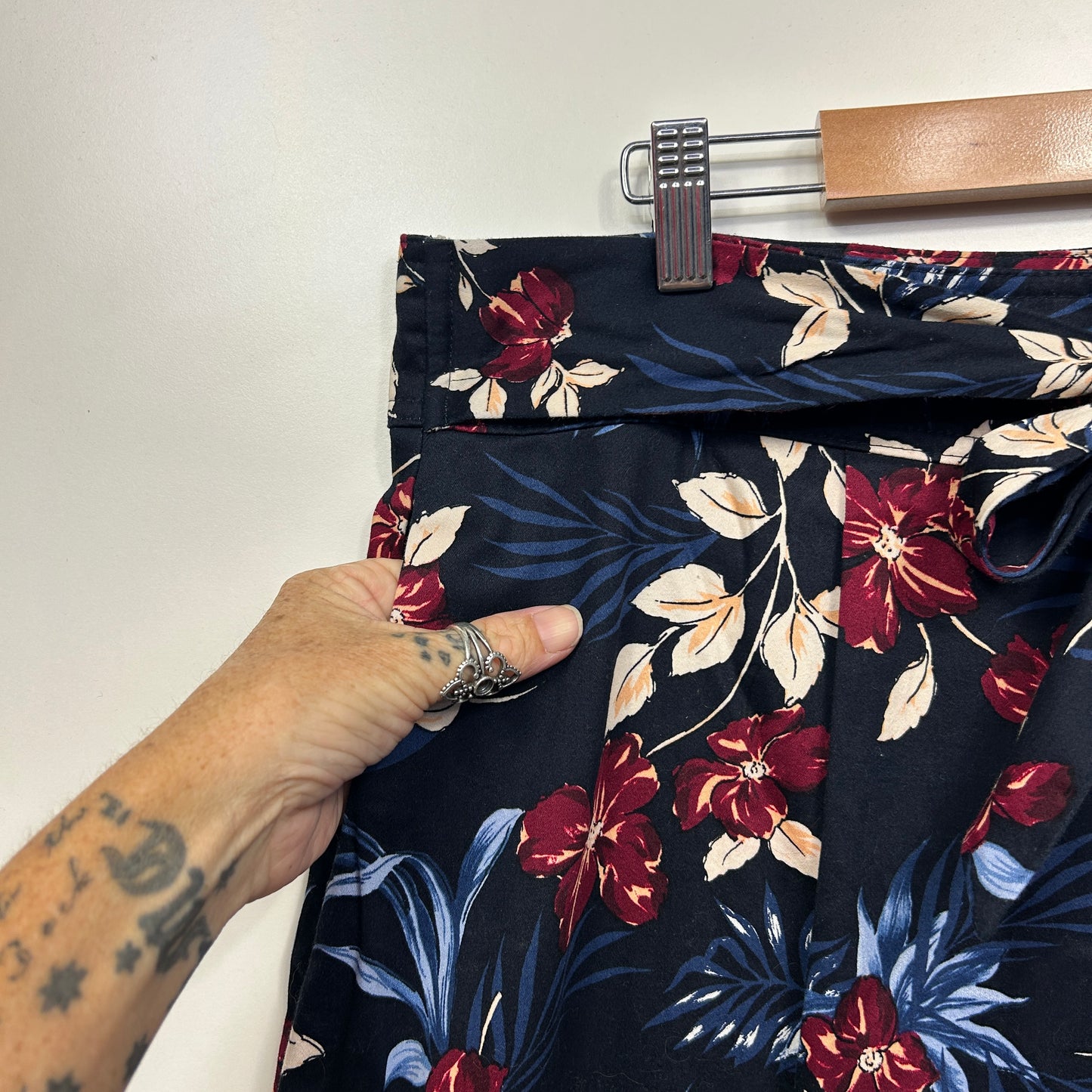 Preview Skirt Size 20 Floral Multicoloured Pockets Cotton Blend