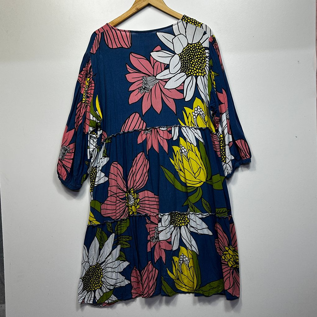 H.U.R by Adrift Navy Floral Dress - Size 2XL