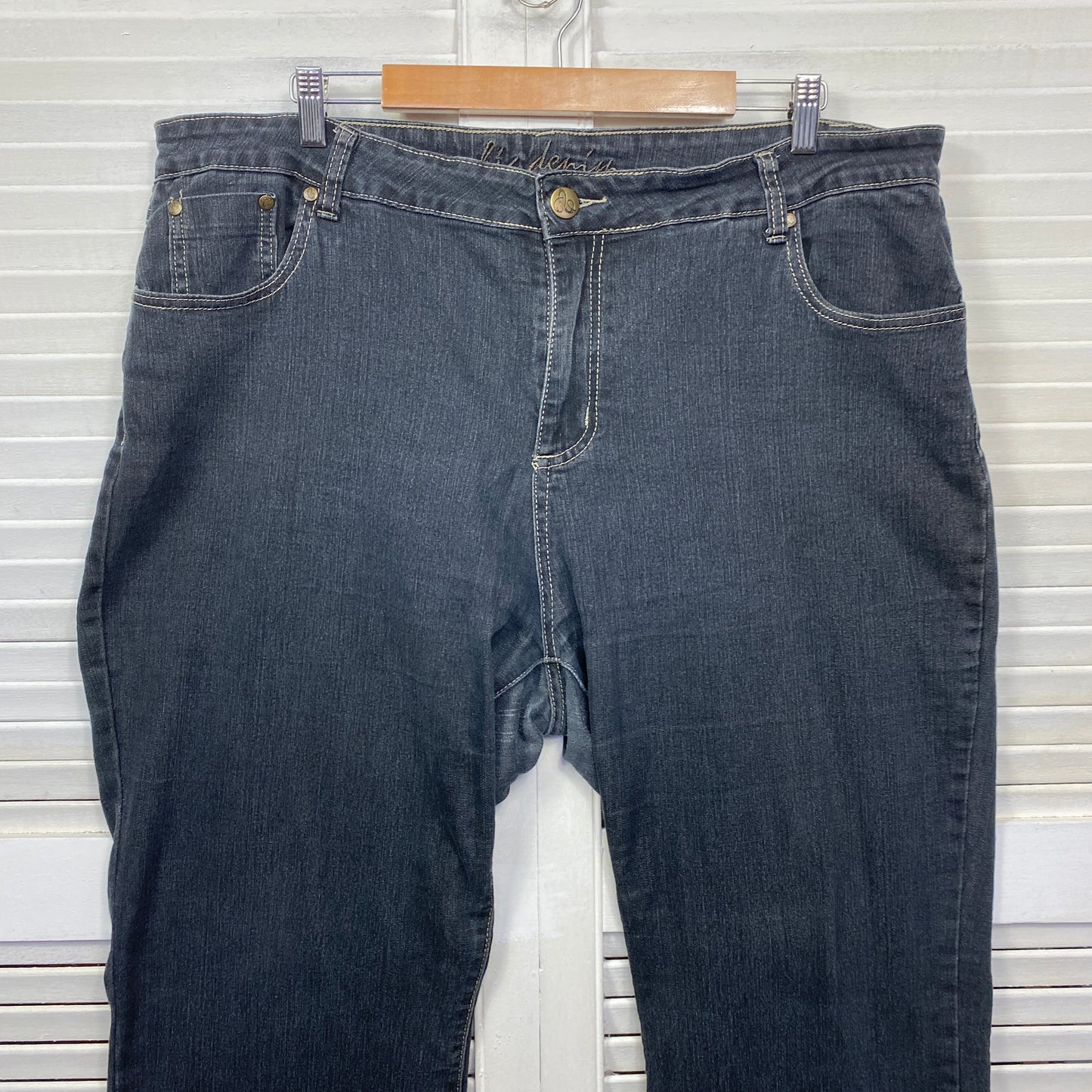 City Chic Jeans Size 18 Plus Black Pockets Denim