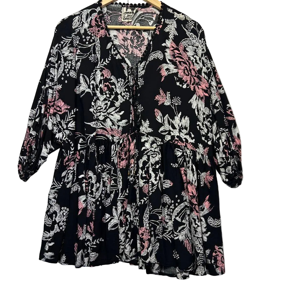 Jaase Black and Pink Floral Top - Size S (oversized)