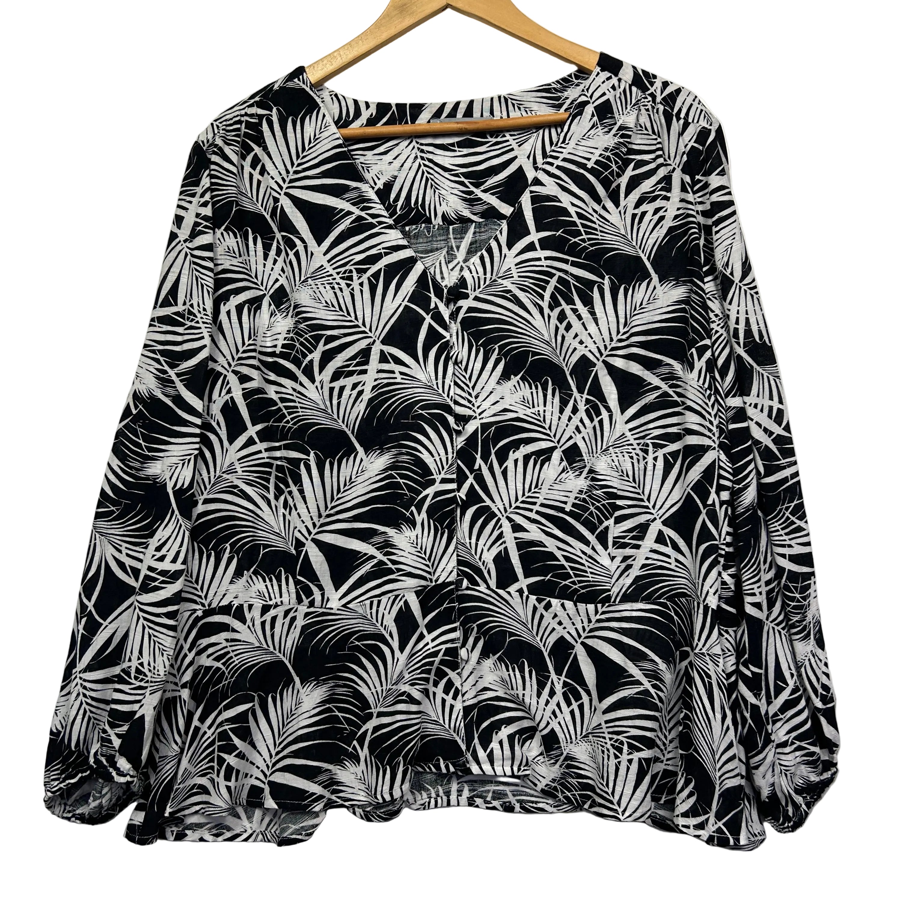 Katies Black White Palm Print Plus Size Top - Size 18