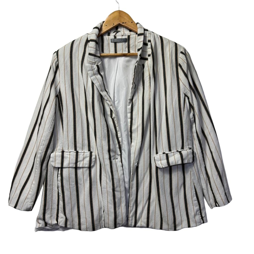 Katies Striped Linen Jacket - Size 18 (fault no button)