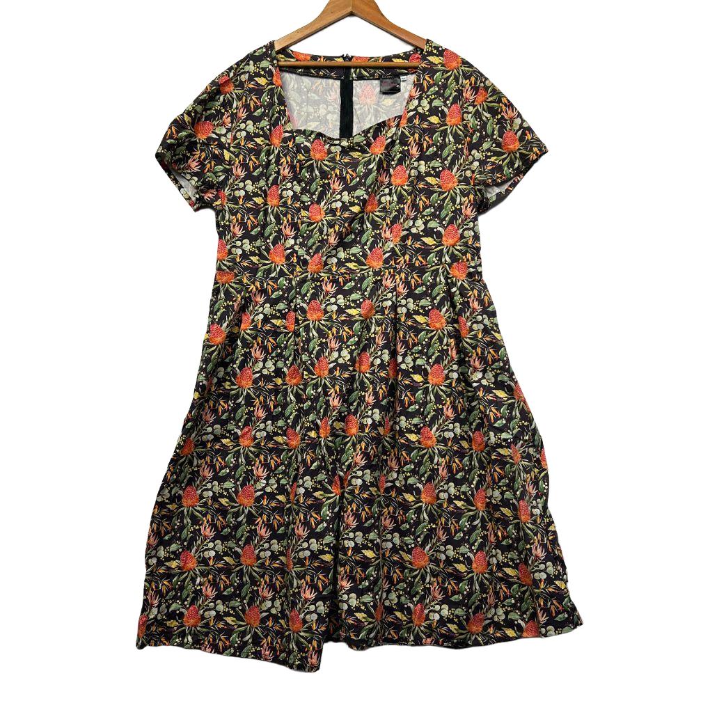 Love Daphne Sweetheart Dark Floral Cotton Dress - Size 5XL