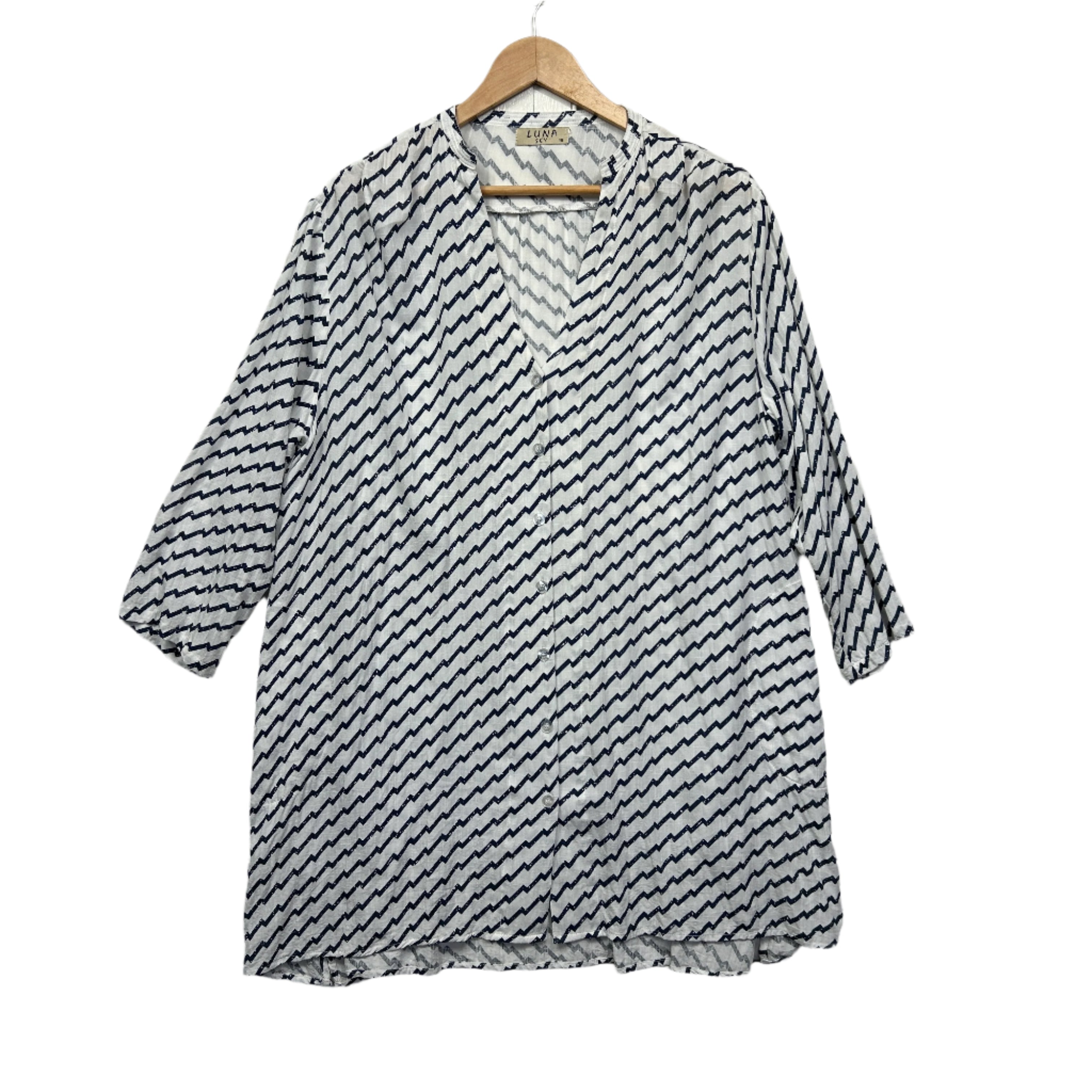 Luna Sky Top Size 16 Blue White Striped Long Sleeve Rayon