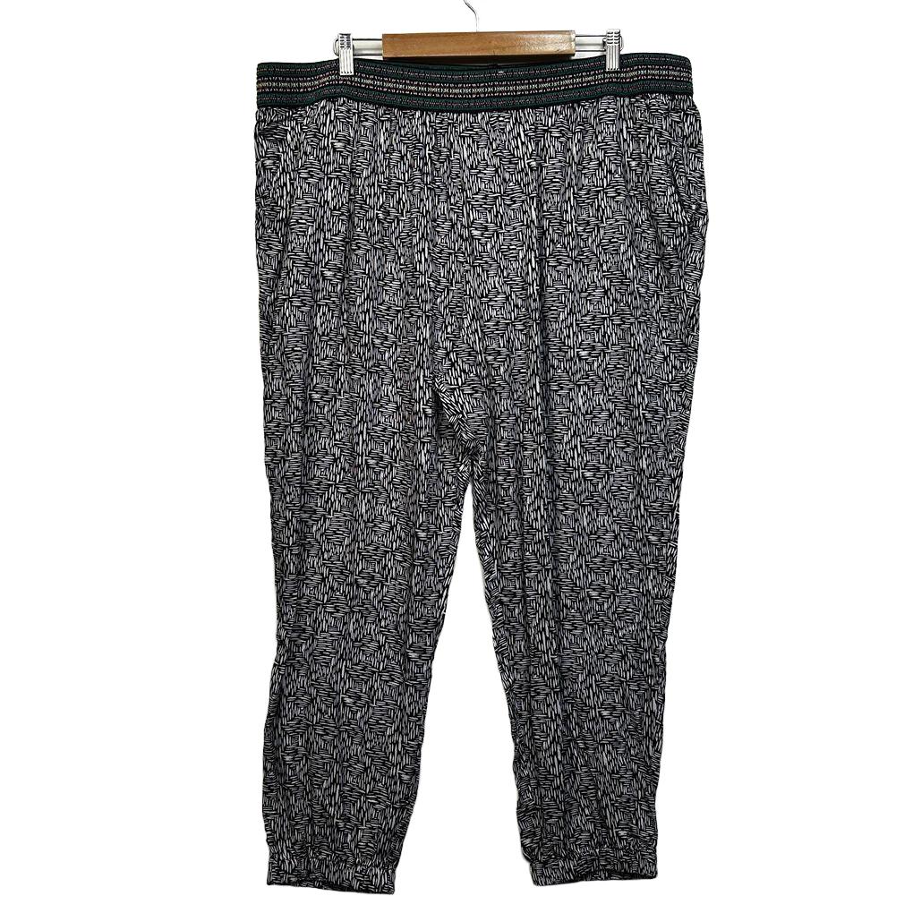 Millers Black Print Plus Size Pants - Size 22