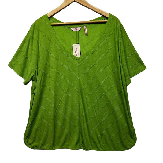 Millers Green Short Sleeve V Neck Top - Size 22