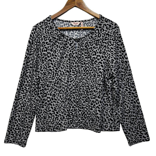 Millers Grey Leopard Print Plus Size Top - Size 18