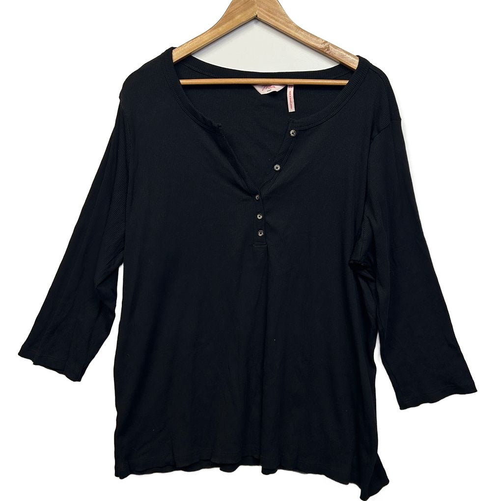 Millers Black Top - Size 22