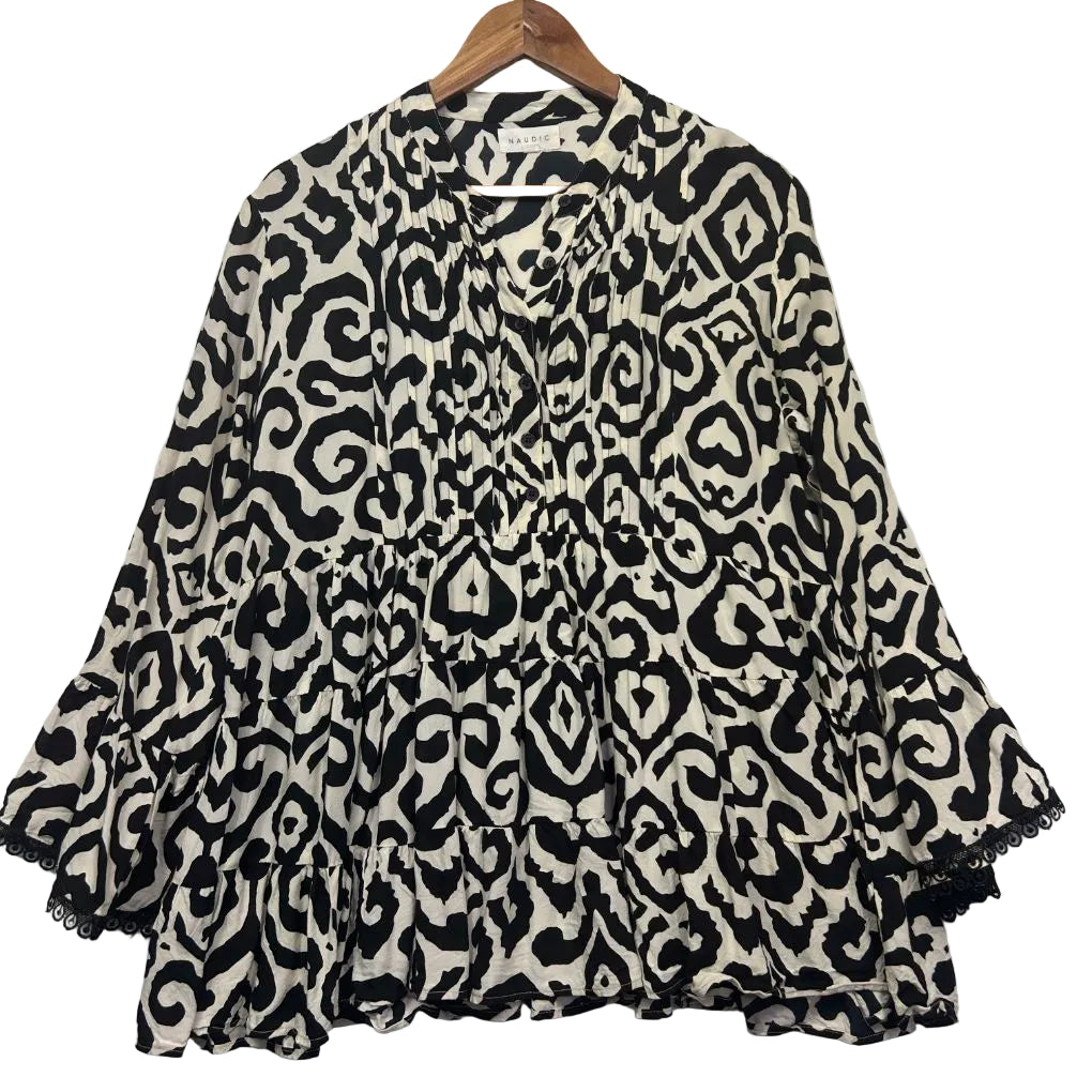 Naudic Black Top - Size L (Oversized)