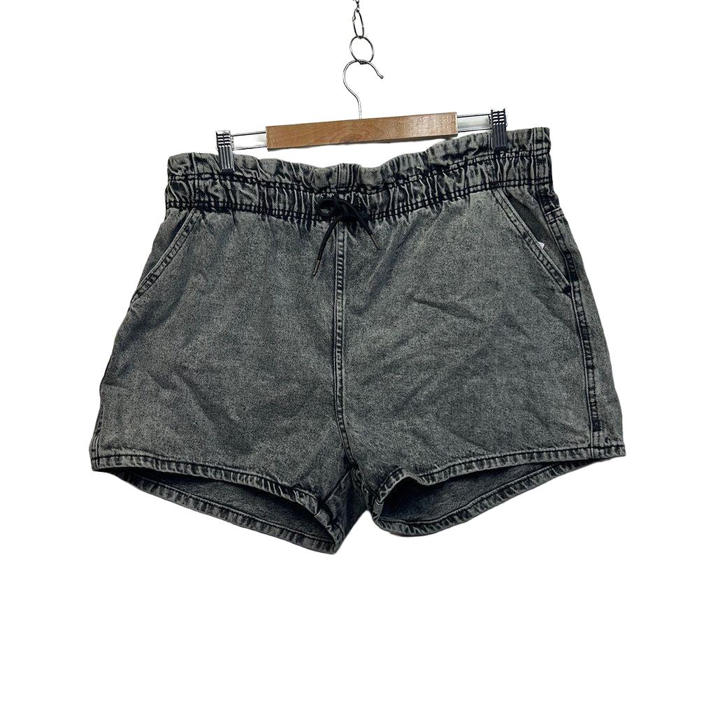Nim Denim Shorts - Size 18