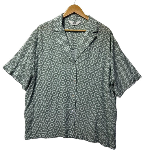 Piping Hot Sage Green Shirt - Size 20