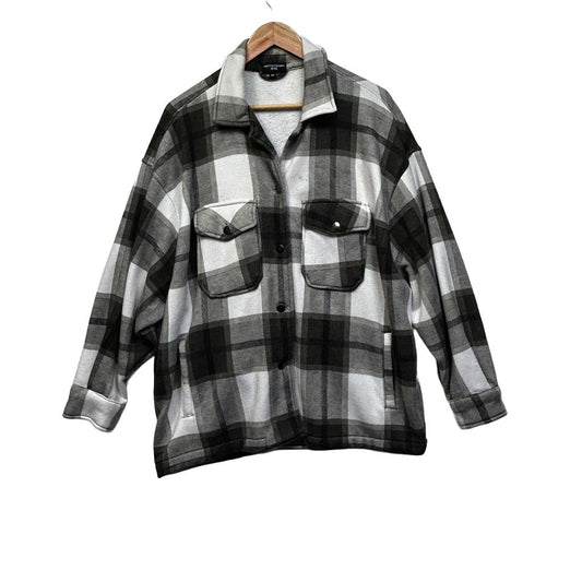 Prettylittlething shacket - Size 20