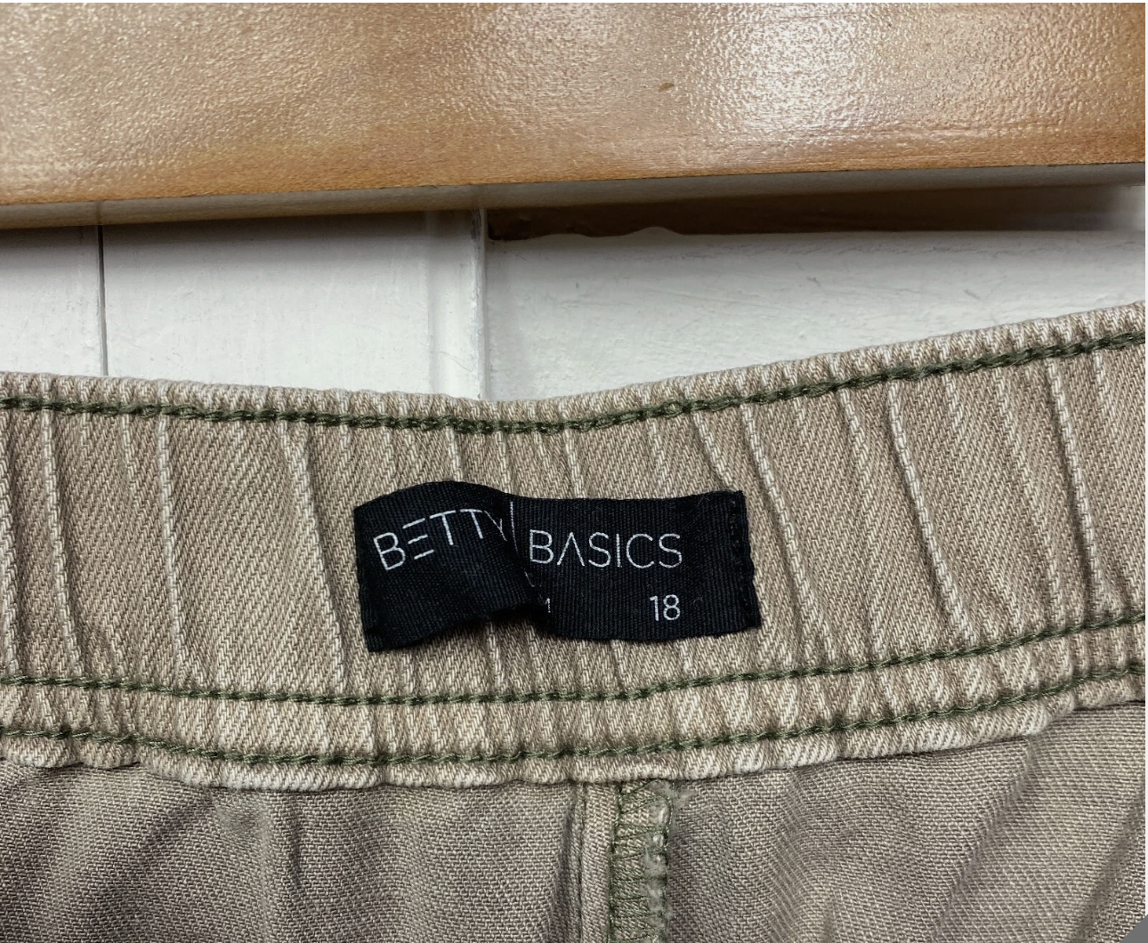 Betty Basics Jeans Pants - Size 18