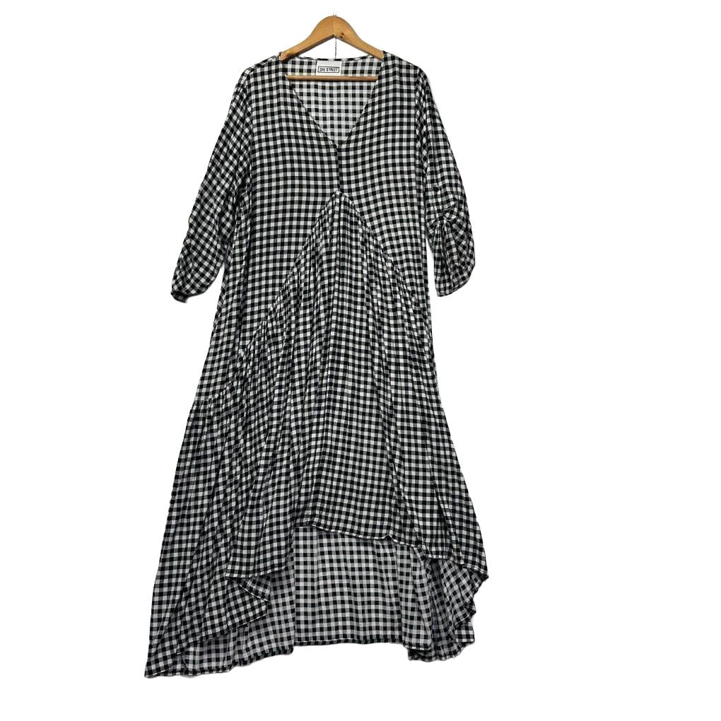 She Street Gingham Dress - Size M/L