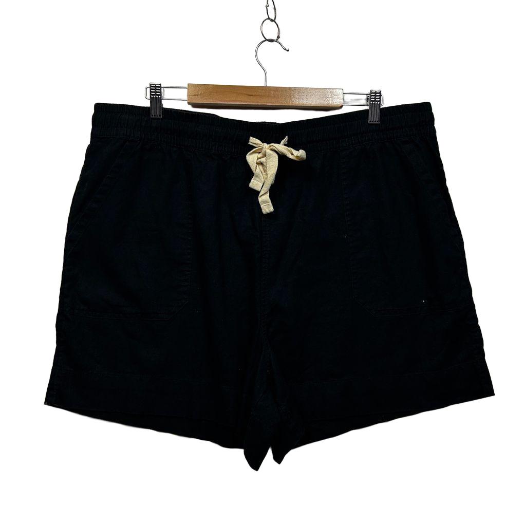 Sussan Black Plus Size Linen Shorts - Size 20
