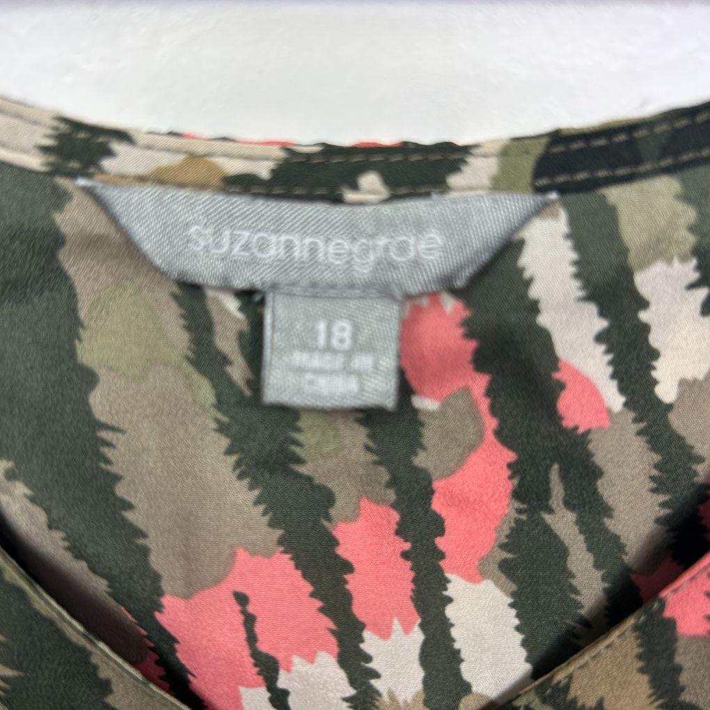Suzanne Grae Green Tropical Print Sleeveless Top - Size 18