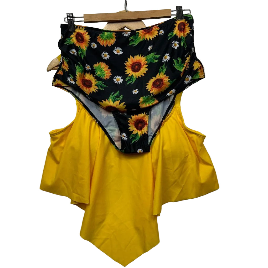 Swimwear Sunflower 2 piece Tankini - Size 1X/16