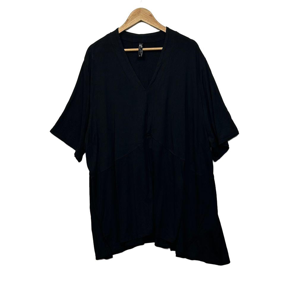 Taking Shape Black Casual Top - Size 28
