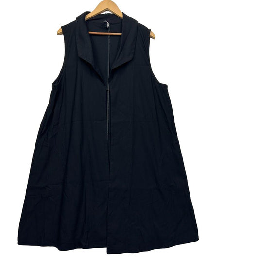 Taking Shape Black Open Front Vest - Size 20